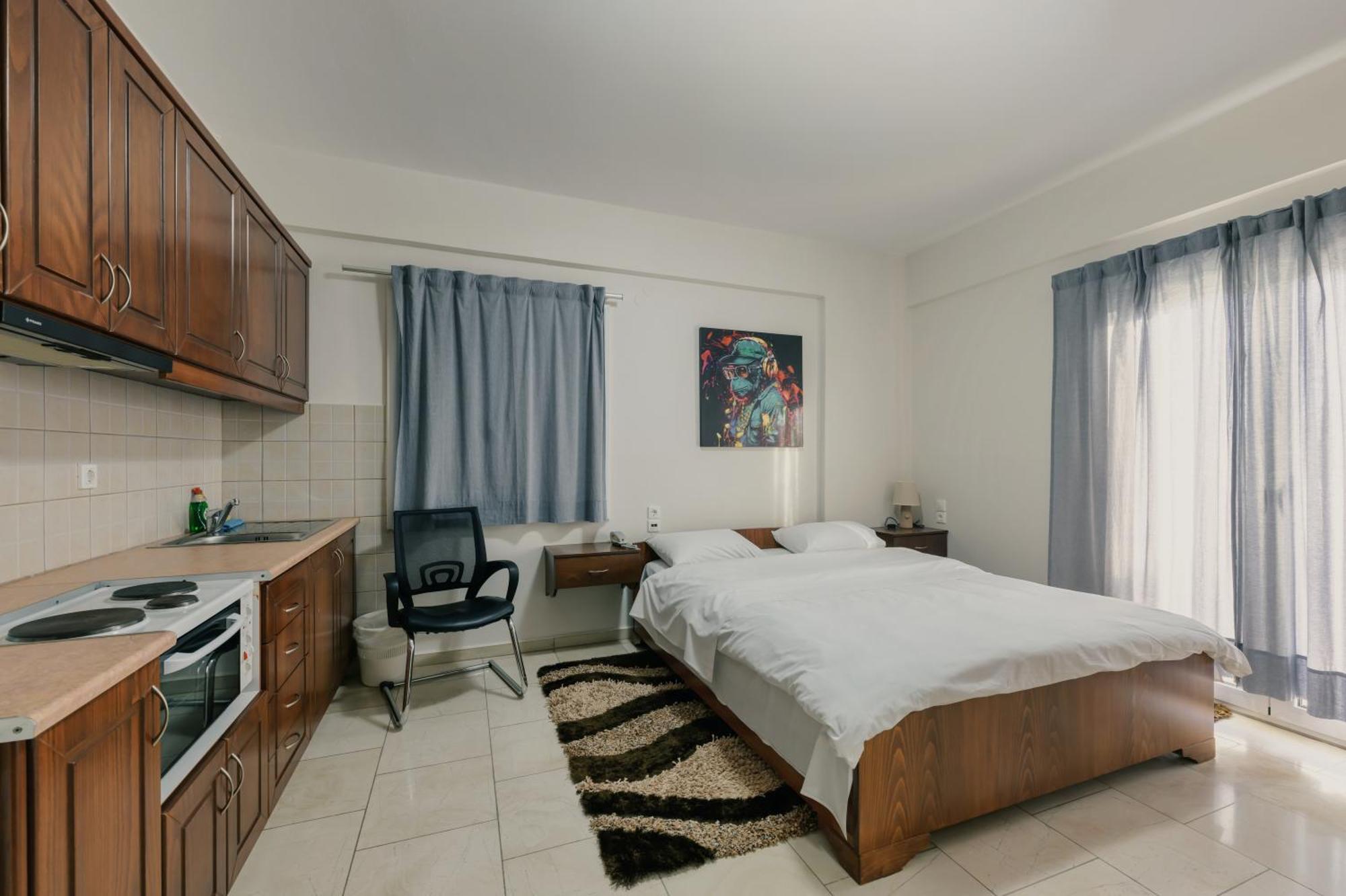 O Fotis Studios & Apartments Ioannina Bagian luar foto