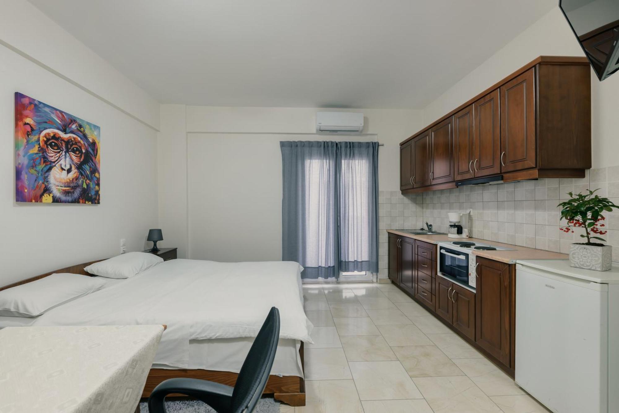 O Fotis Studios & Apartments Ioannina Bagian luar foto